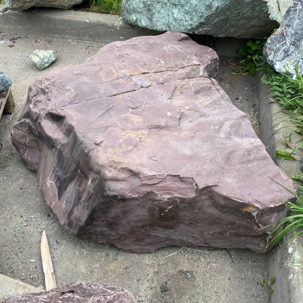 Валун речной "Красный мак" фр. 100+ см